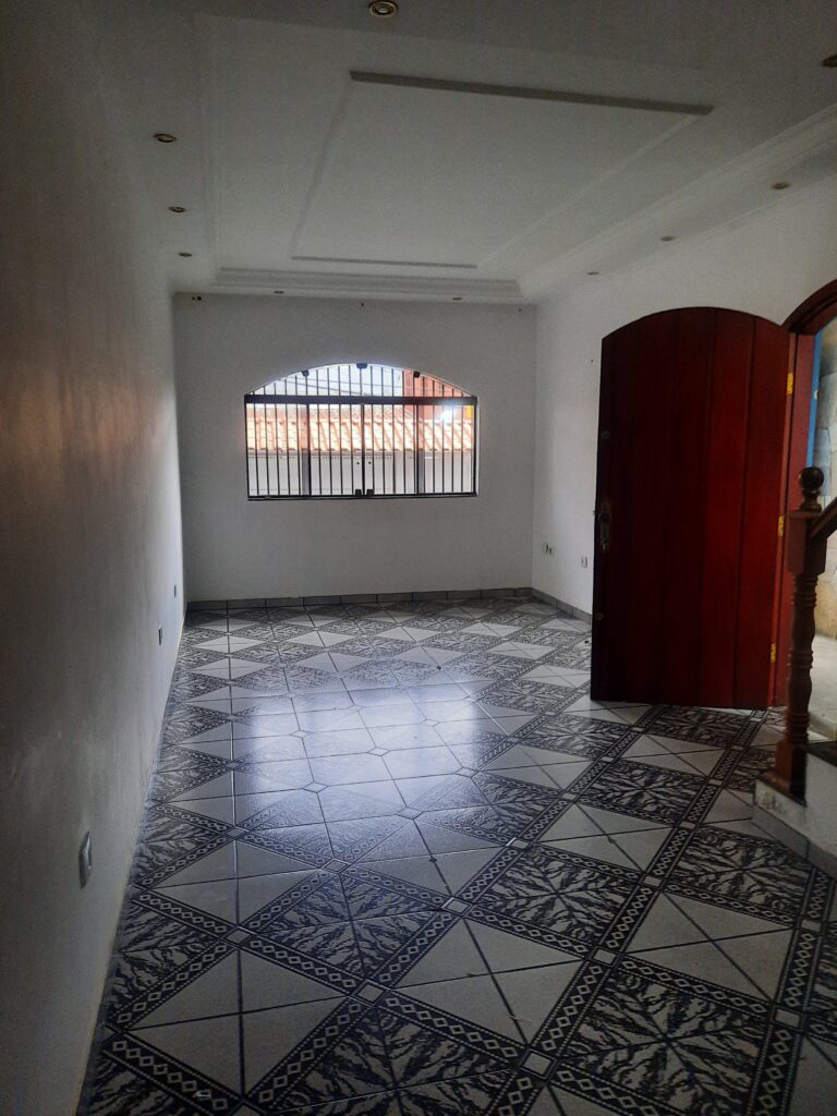 Sobrado à Venda, por R$ 599.000,00 - Fazenda Aricanduva (Parque do Carmo) SP