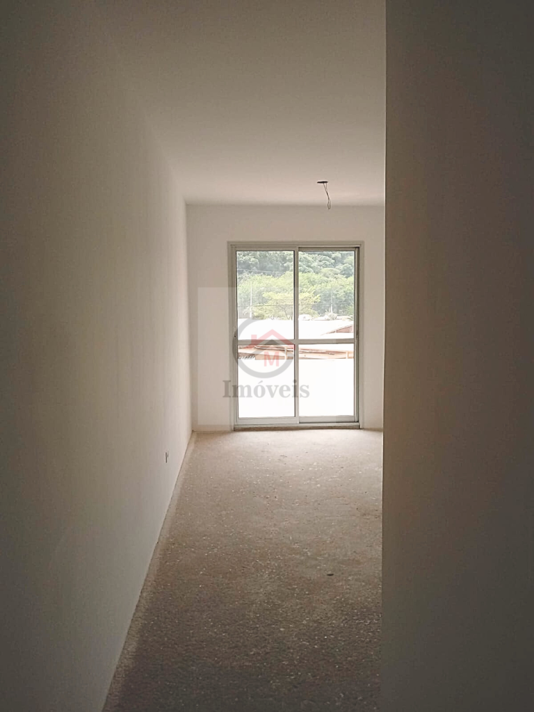 Apartamento de 55m² com sacada, à venda por R$ 290.000,00 - Jd. Nove de Julho SP