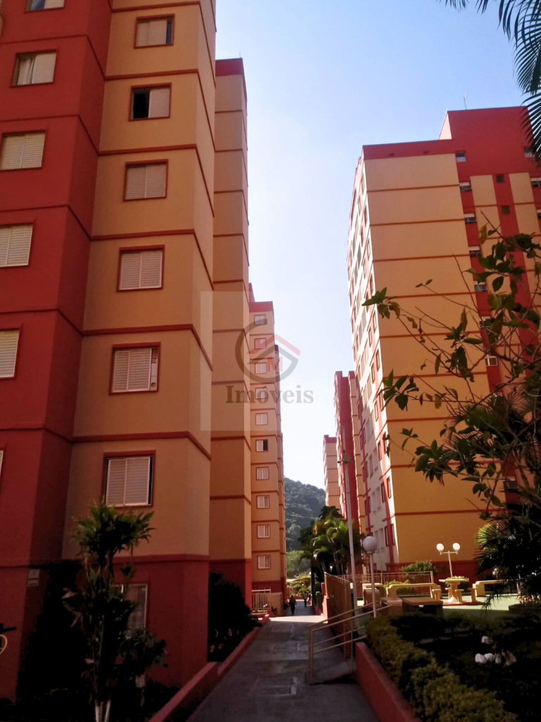 Apartamento de 55m² com sacada, à venda por R$ 290.000,00 - Jd. Nove de Julho SP