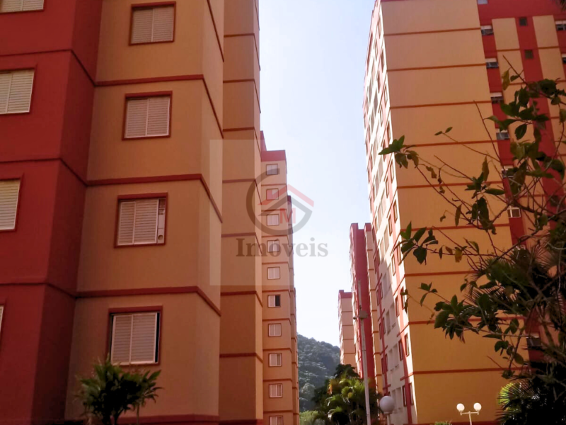 Apartamento de 55m² com sacada, à venda por R$ 290.000,00 - Jd. Nove de Julho SP