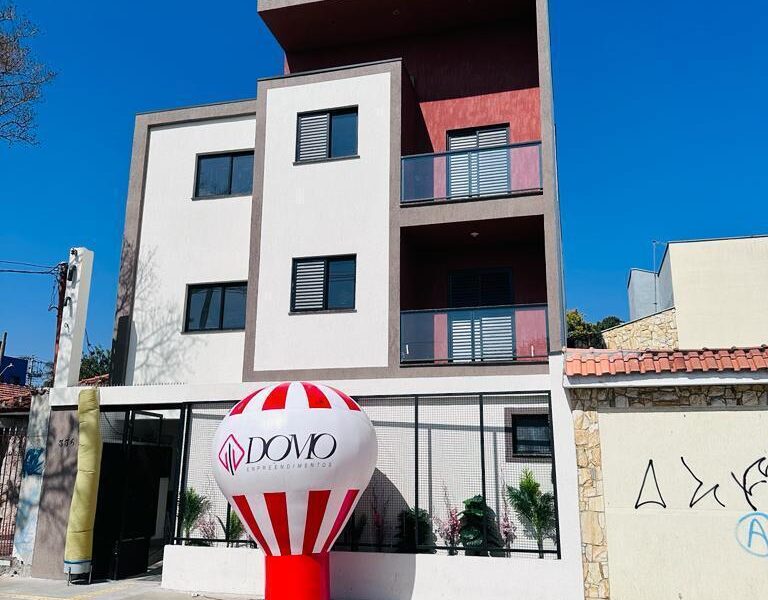 Ótimo apartamento com 2 dormitórios, Vila Paranaguá SP