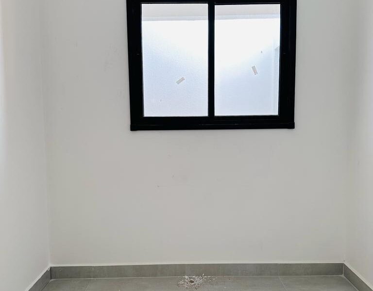 Ótimo apartamento com 2 dormitórios, Vila Paranaguá SP