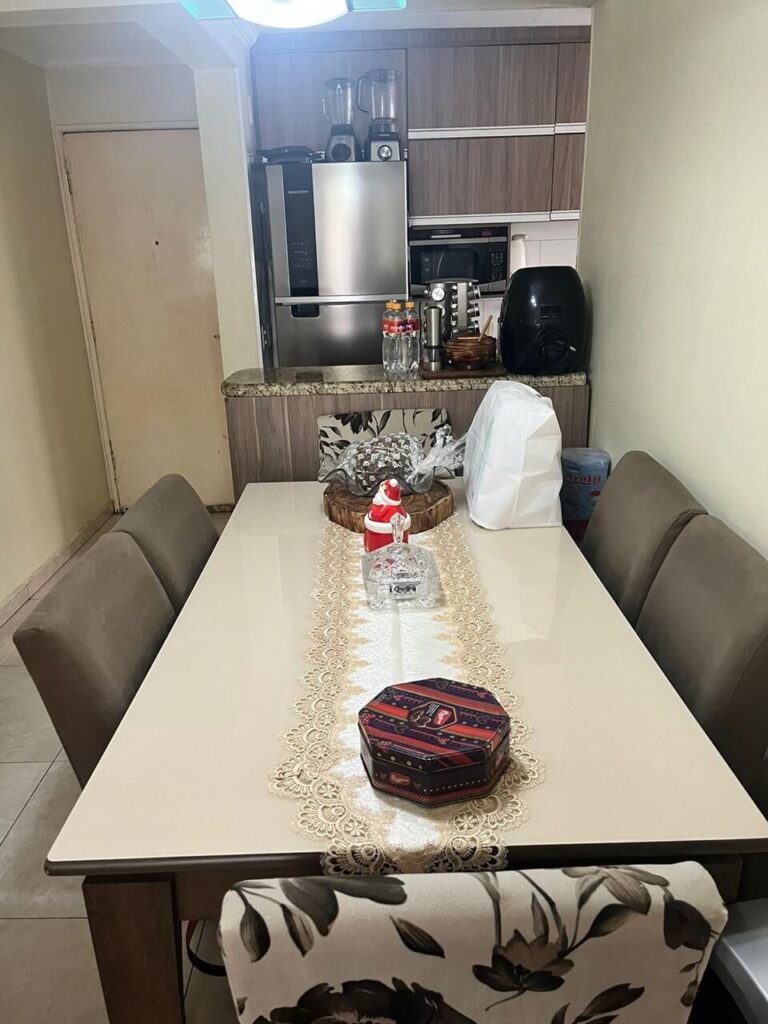 Apartamento com 2 quartos, todo com ventilação natural - Jd. Santa Terezinha SP