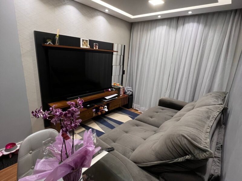 Apartamento impecável, com 2 quartos e ao lado da estação do monotrilho - Jd. Colonial SP